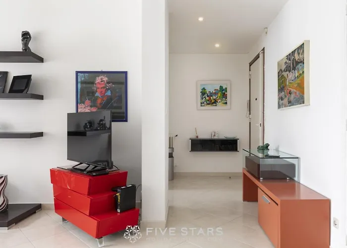 Appartement Flora Five Stars House *