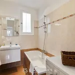 Apartman Flora Five Stars House *